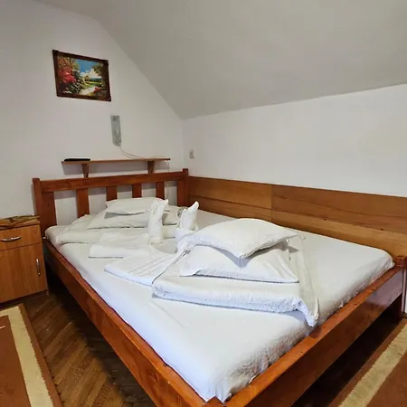 Domokos Apartment